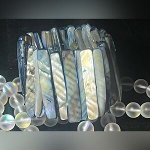 Vintage Blue Tinted Mother of Pearl Abalone Stretch Cuff Bracelet